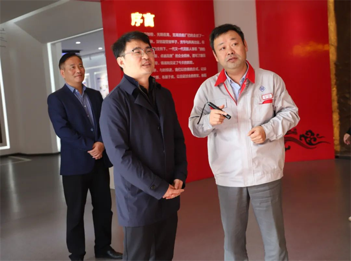第8頁_新聞中心_蕪湖造船廠有限公司